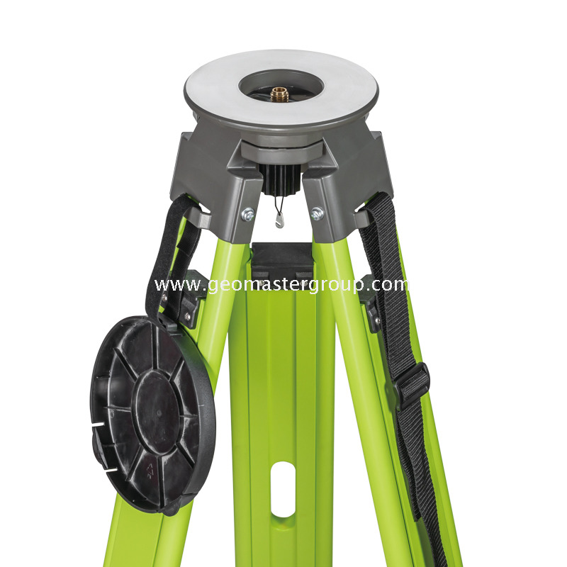 Wooden Tripod (Round Head,Twist Lock)