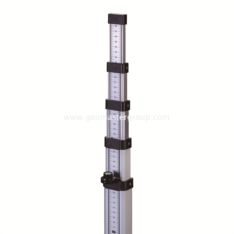Round Leveling Staff